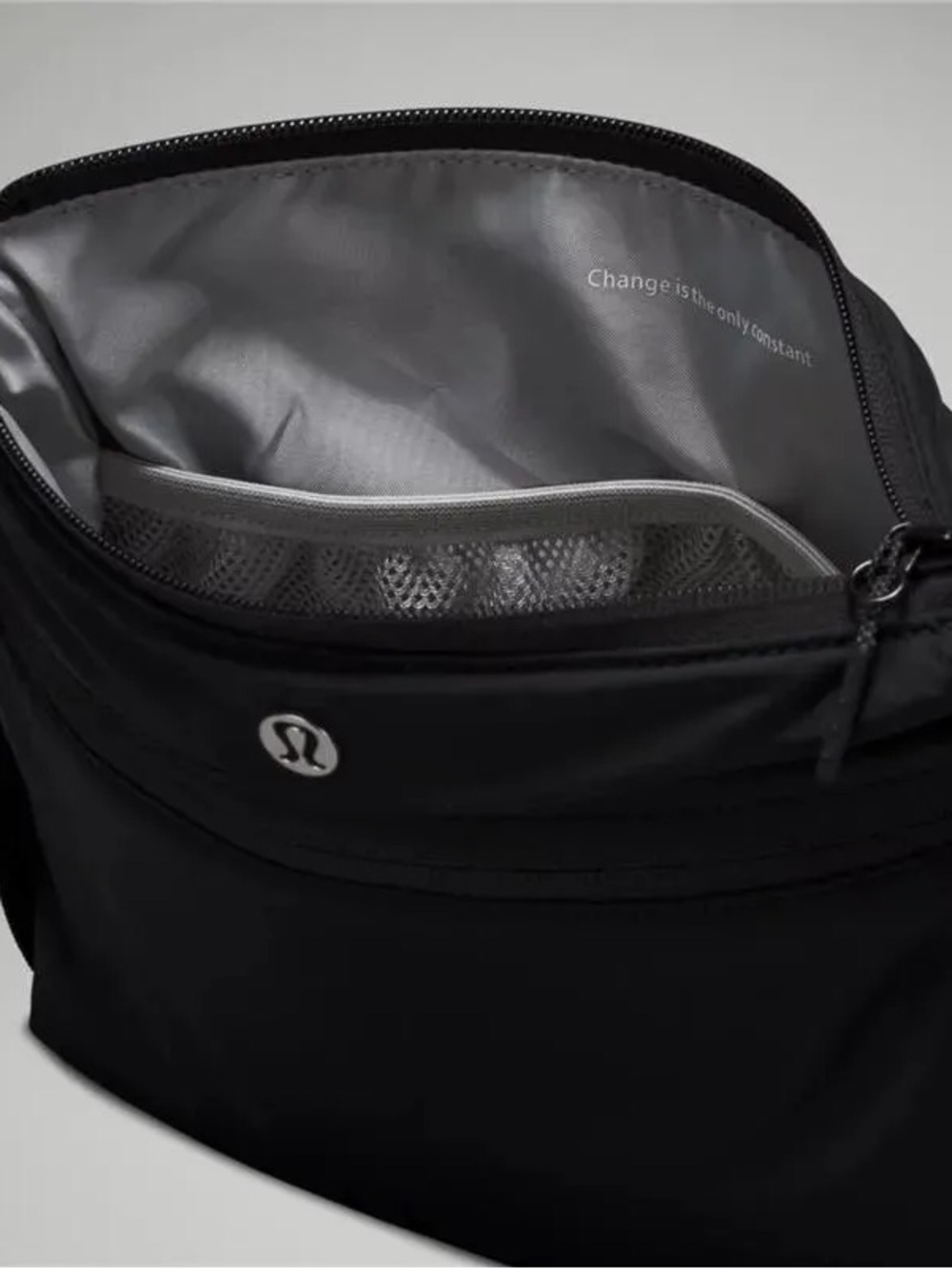 Lululemon New Parent Tote 20L in Black New with Tag - Picture 6 of 15